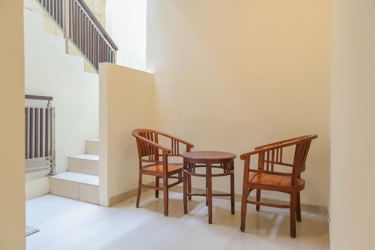 Oyo 2768 Oq Residence Jakarta Exteriör bild