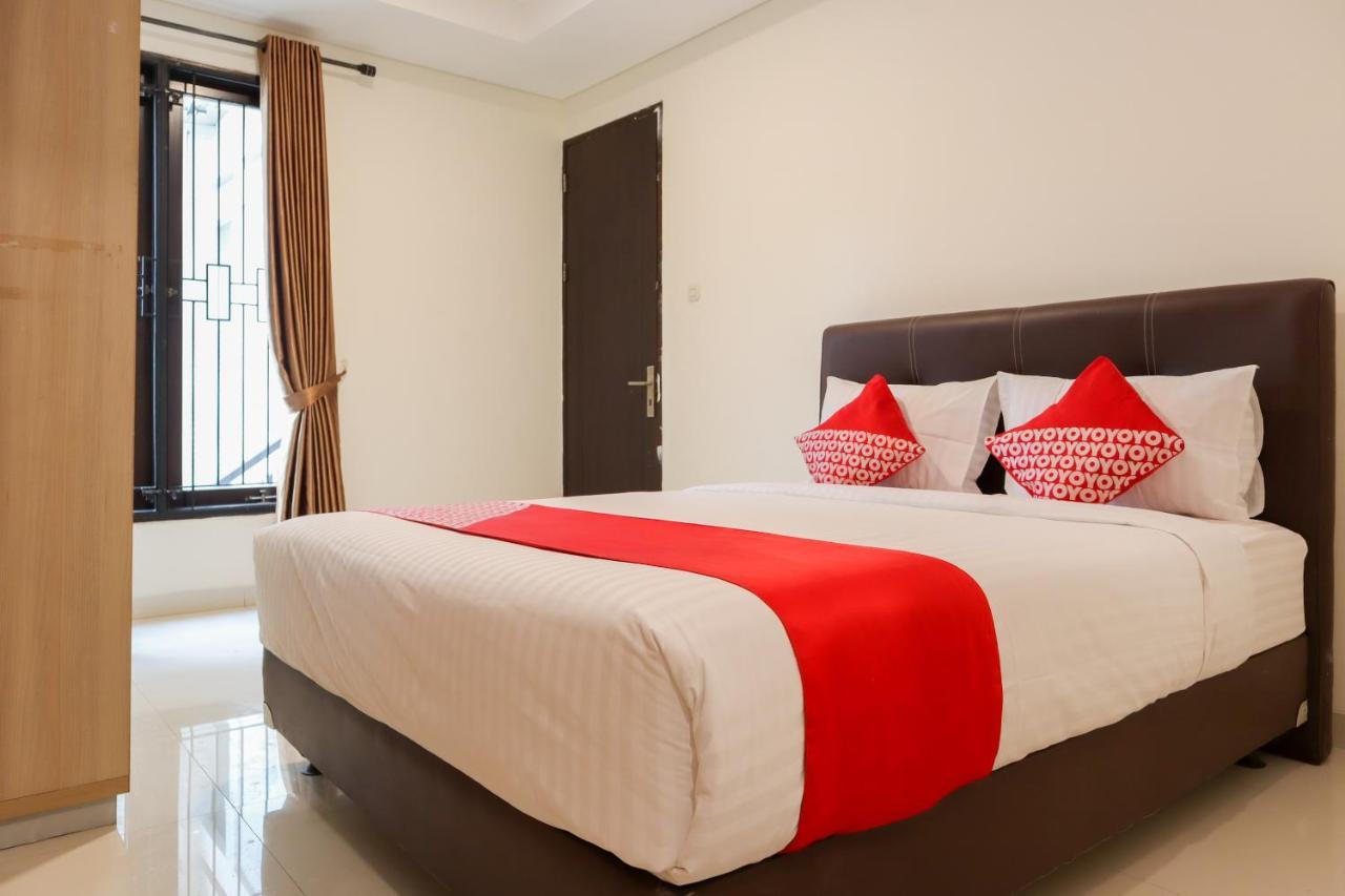 Oyo 2768 Oq Residence Jakarta Exteriör bild